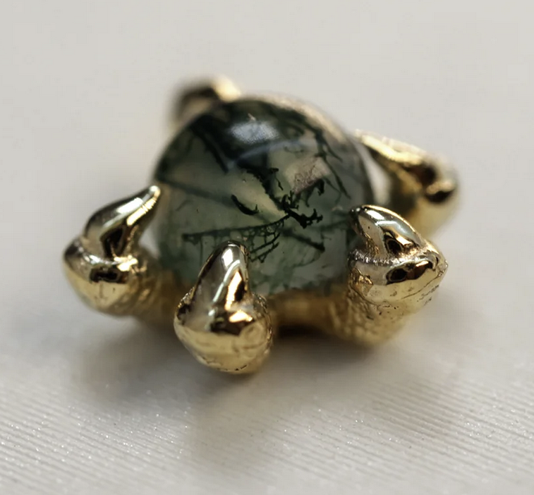 Claw With Gem Gold Threadless End (NorVoch)